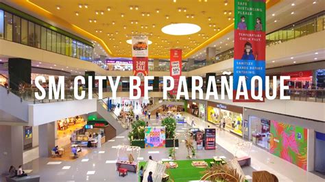 SM City BF Parañaque .
